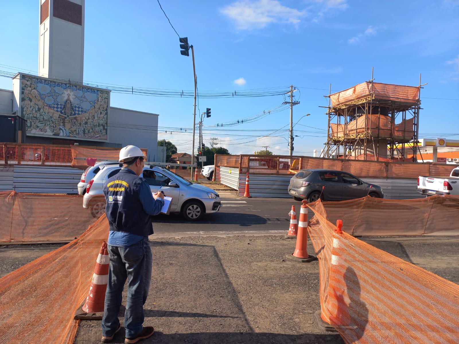 Foram verificadas as ARTs das empresas terceirizadas